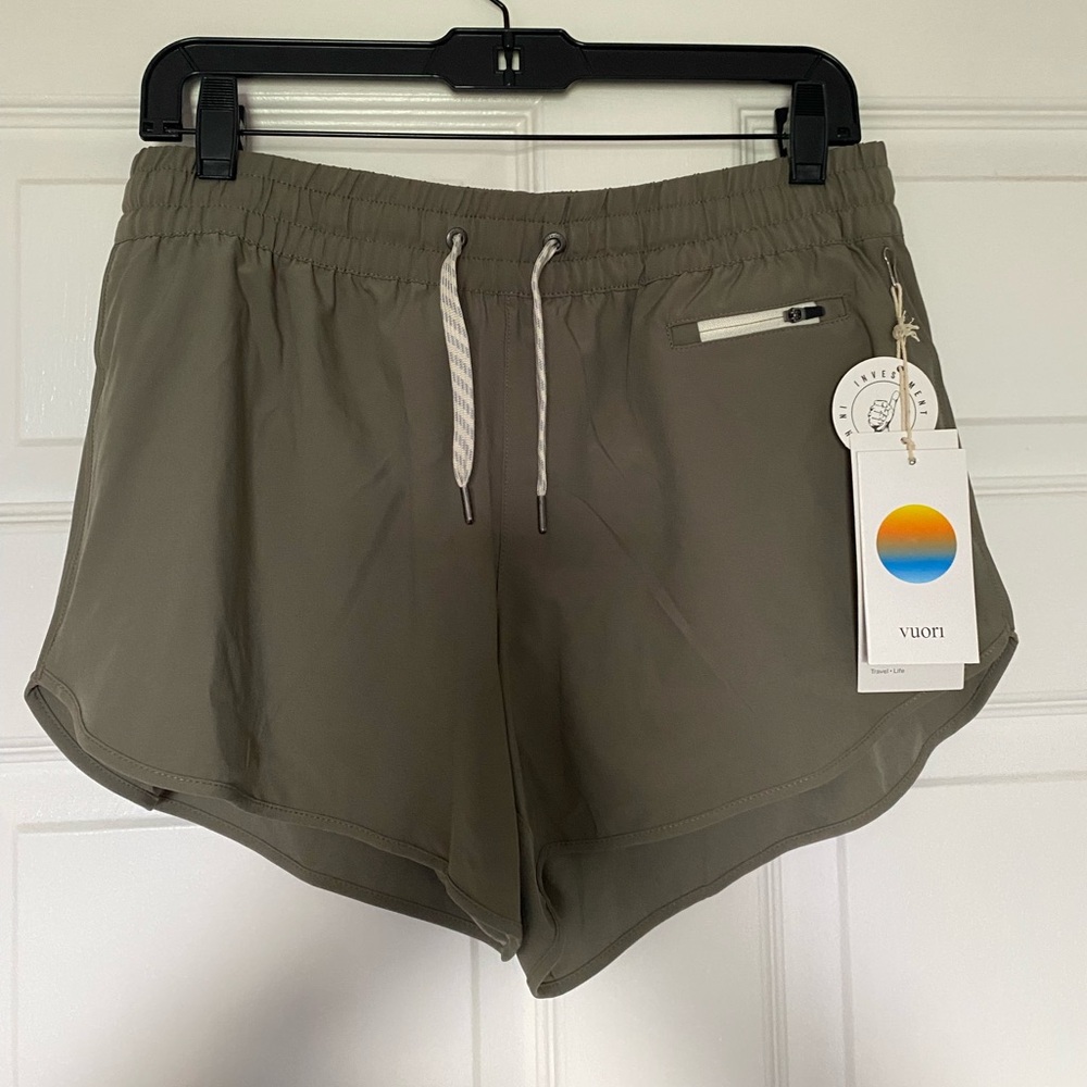 NWT Vuori Shorts